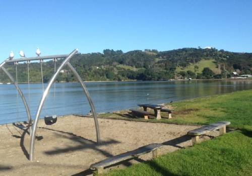 Blackpool-Beach-Waiheke-Island